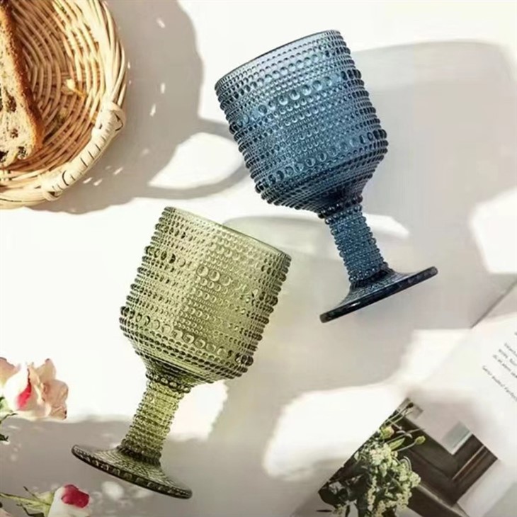 The Vintage Goblet In Solid Color