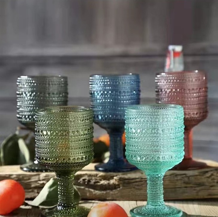 The Vintage Goblet In Solid Color